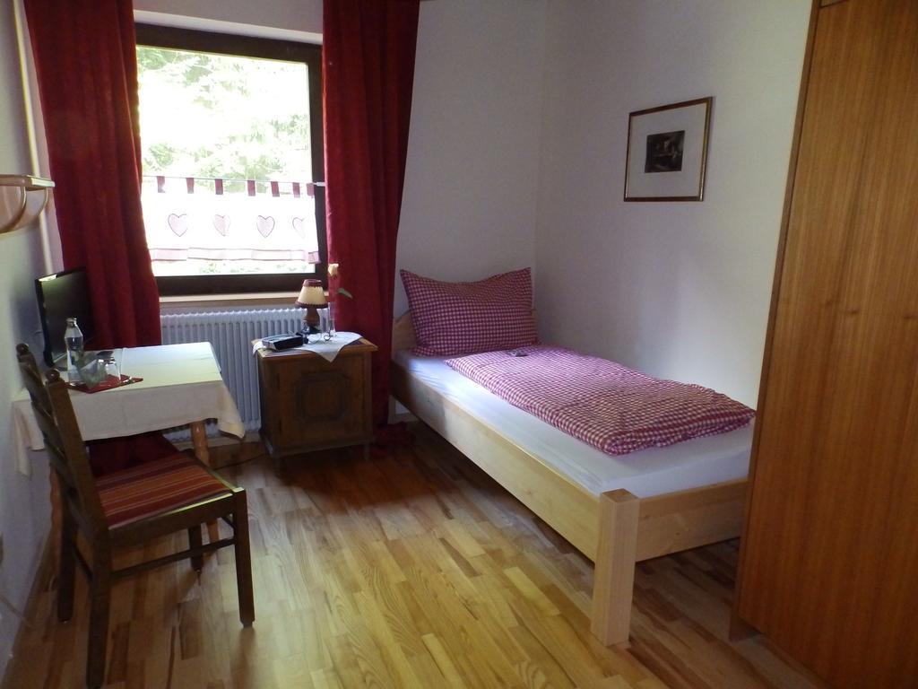 Berghotel Predigstuhl Bad Goisern Pokoj fotografie
